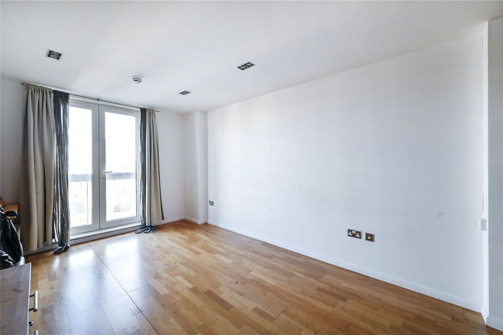 Property photo 2 of 9 Picture No. 08