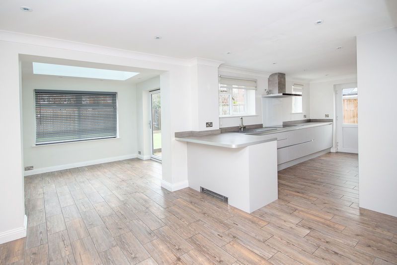 Property photo 3 of 20 Kitchen-Diner