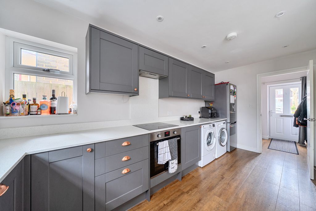 Property photo 2 of 22 1425569-5-69B2B90...