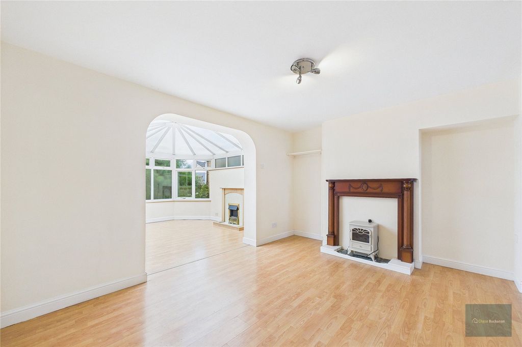 Property photo 2 of 14 Picture No. 28