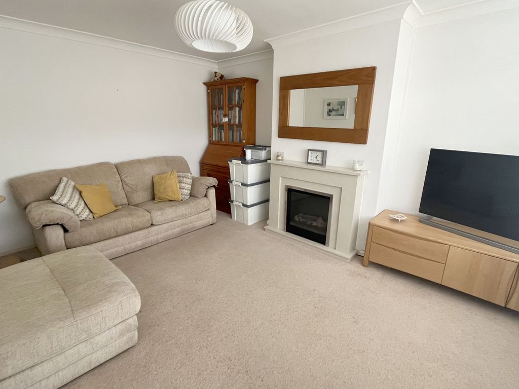 Property photo 2 of 18 Gallery