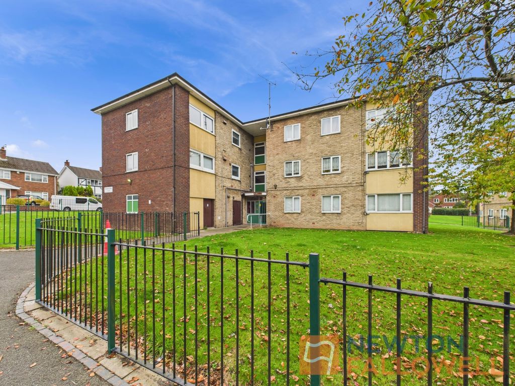 Property photo 1 of 9