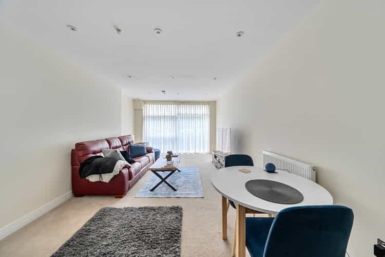 Property photo 3 of 14