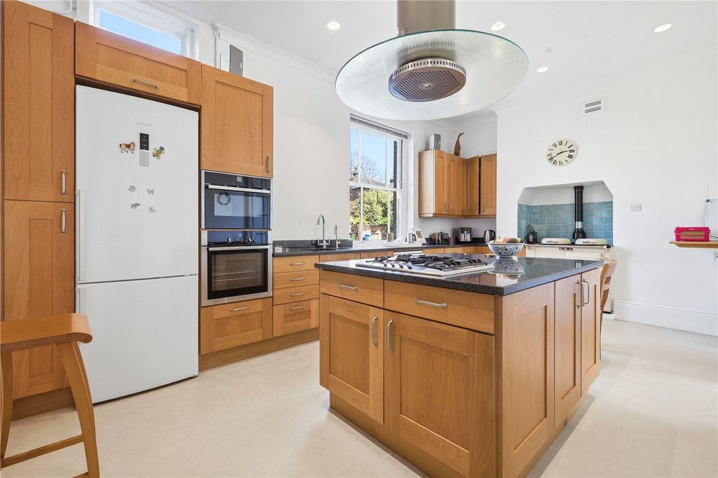 Additional image 7 of 6 bed detached house for saleAnglesea Road, Ipswich, Suffolk IP1