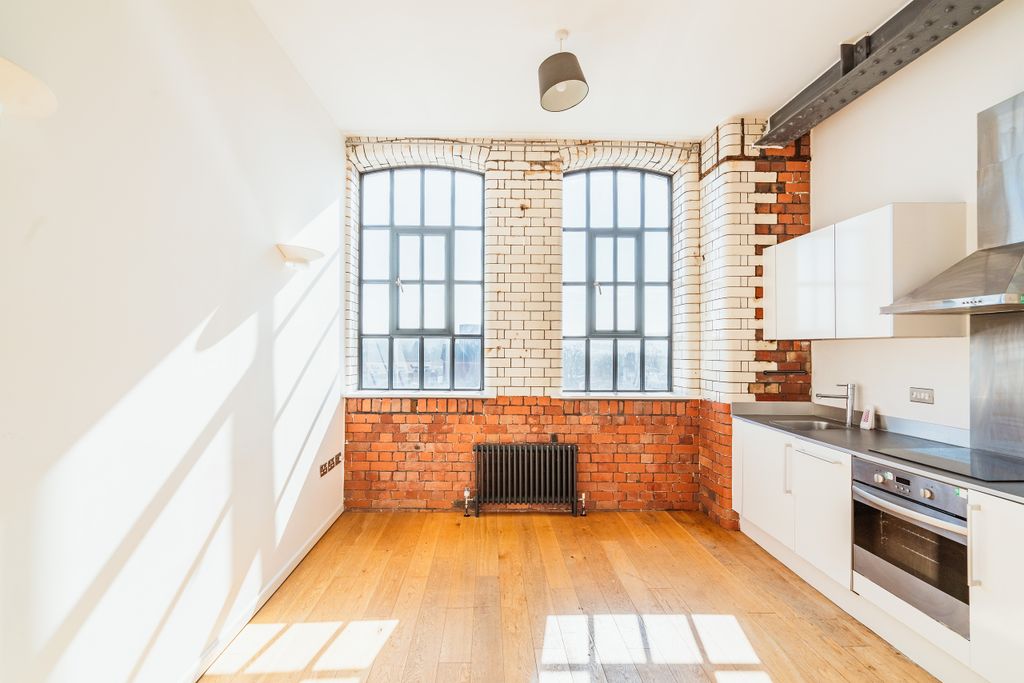 Property photo 1 of 12 Photo 1