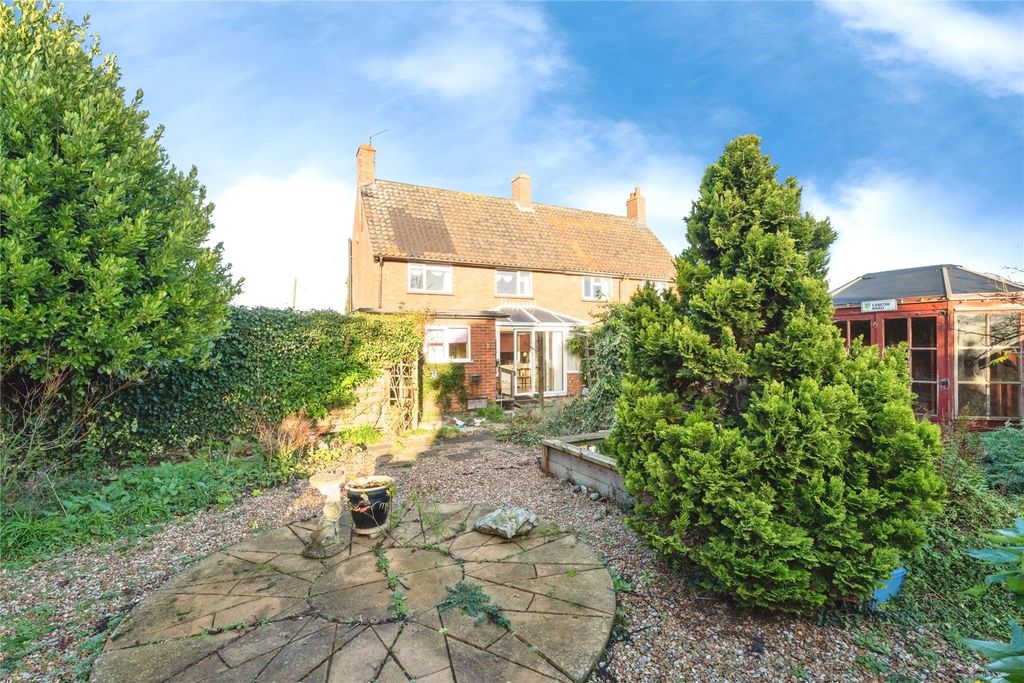 Property photo 3 of 26 Picture No. 27