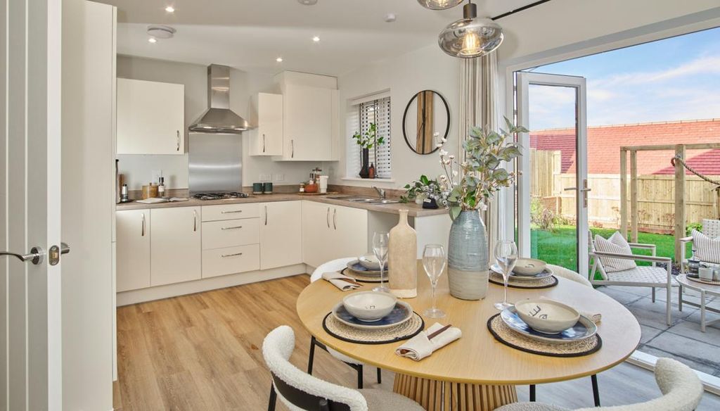 Property photo 3 of 11 Showhome Photography