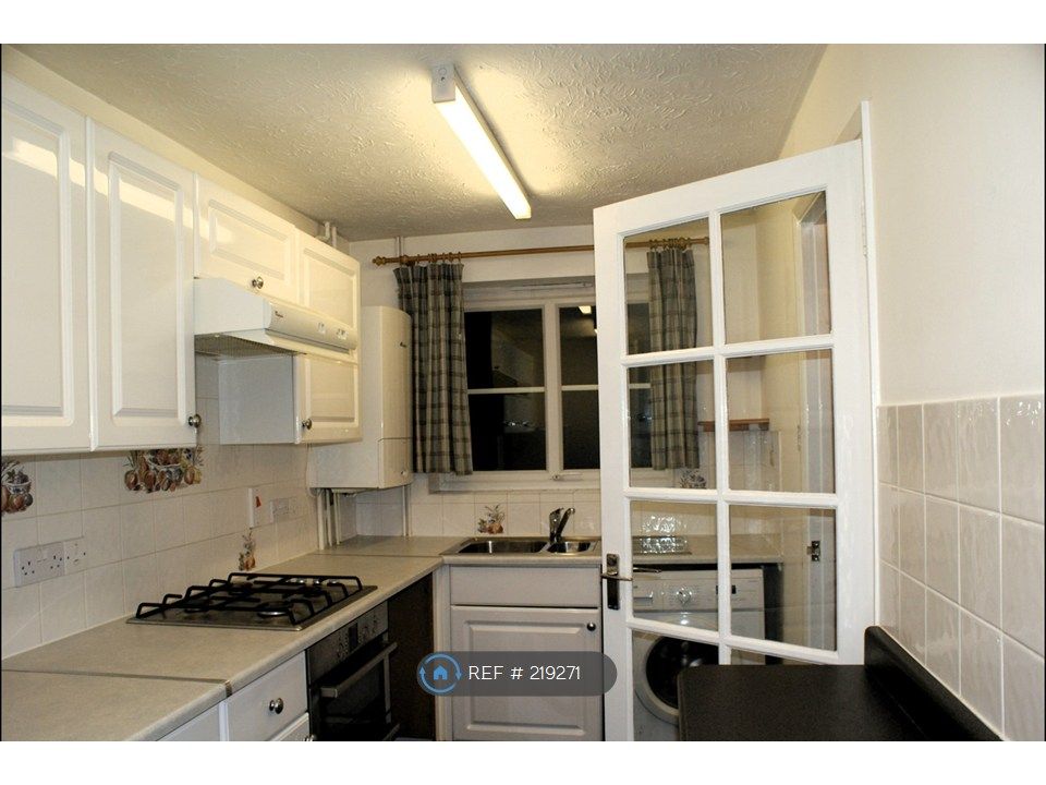 Property photo 3 of 6 Kitchen/Breakfast Room