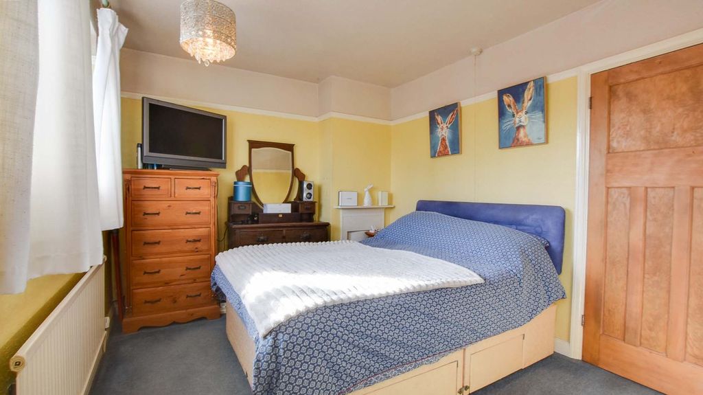 Property photo 3 of 22