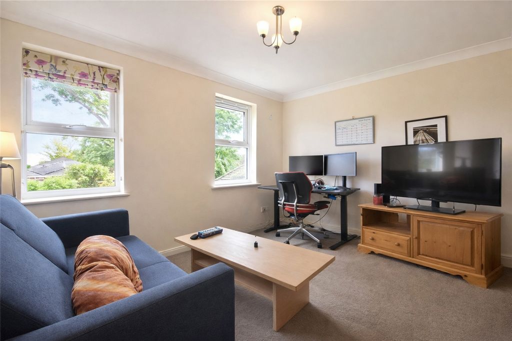 Property photo 2 of 5 Picture No. 08