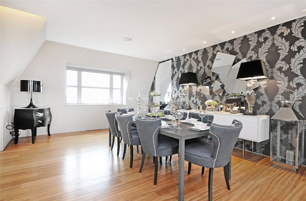 Property photo 3 of 4 Photo 2