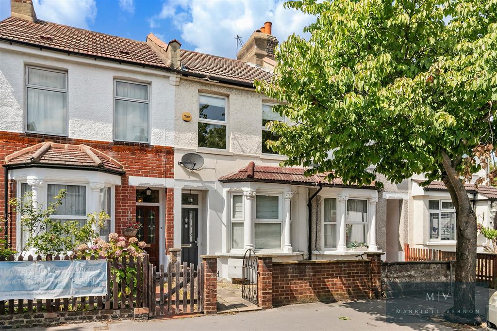 Property photo 1 of 14 Edward Road 91 MV-13.Jpg