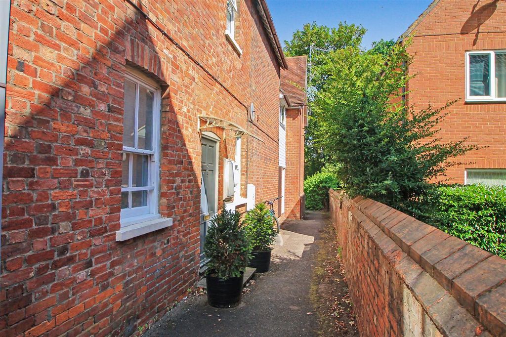 Property photo 1 of 11 Img_0518.Jpg