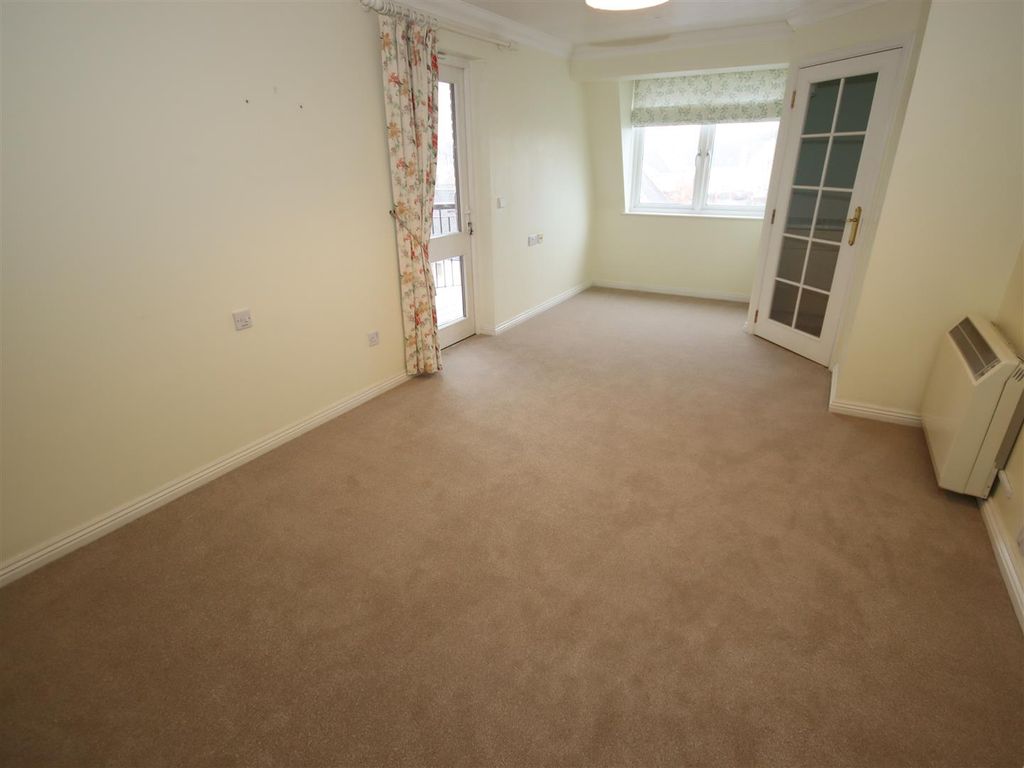 Property photo 3 of 10 Img_8741.Jpg