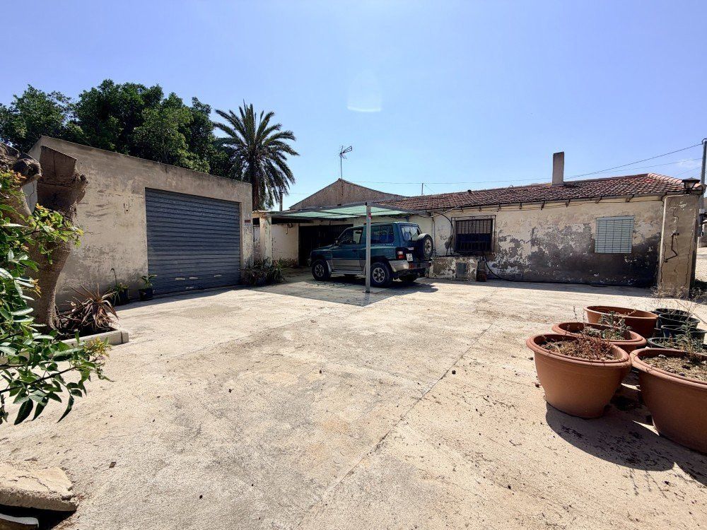 Property photo 1 of 25