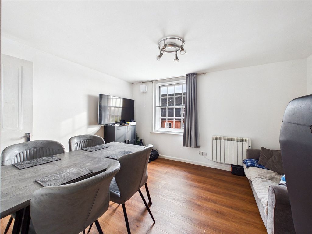 Property photo 3 of 7 Picture No. 13