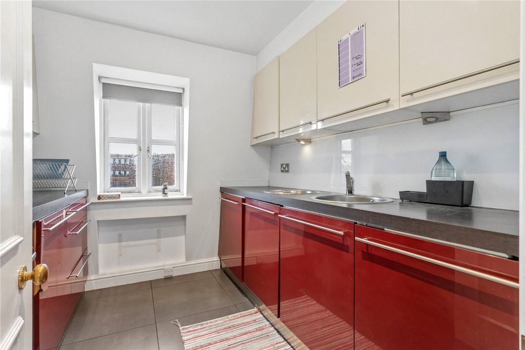 Property photo 2 of 12 Picture No. 15