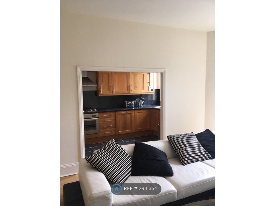 Property photo 1 of 31