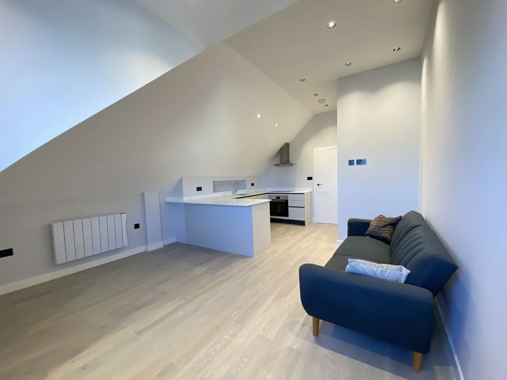 Property photo 2 of 9 Photo 8