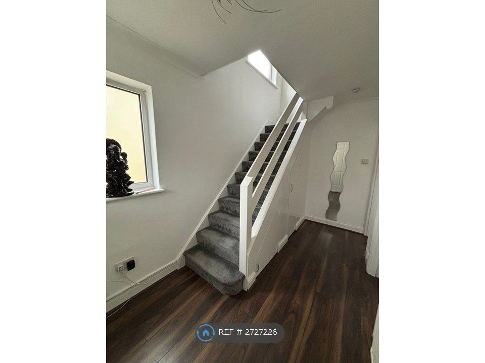 Property photo 1 of 12 Hallway