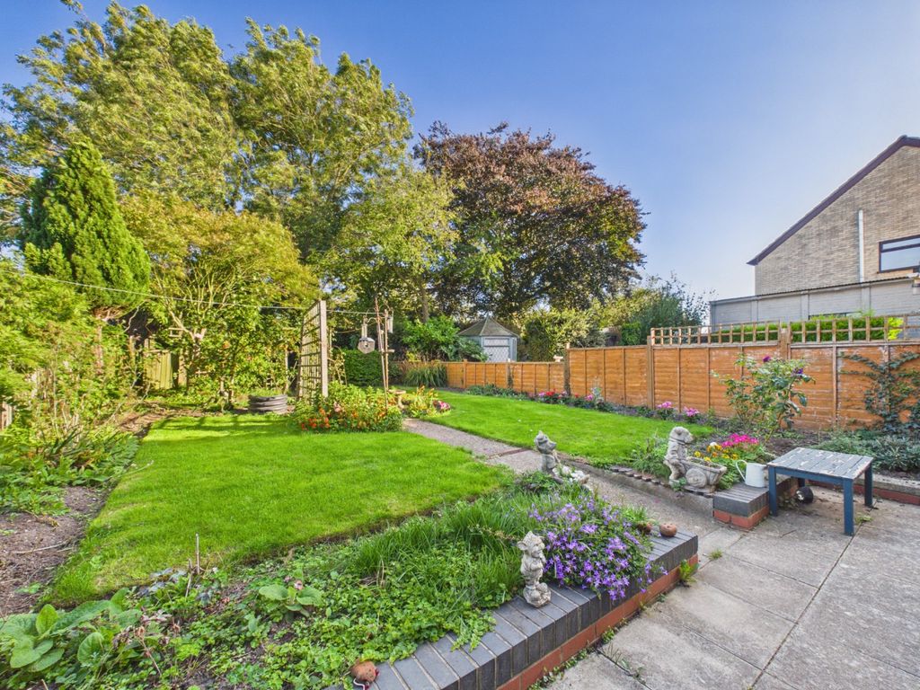 Property photo 2 of 19 5033753