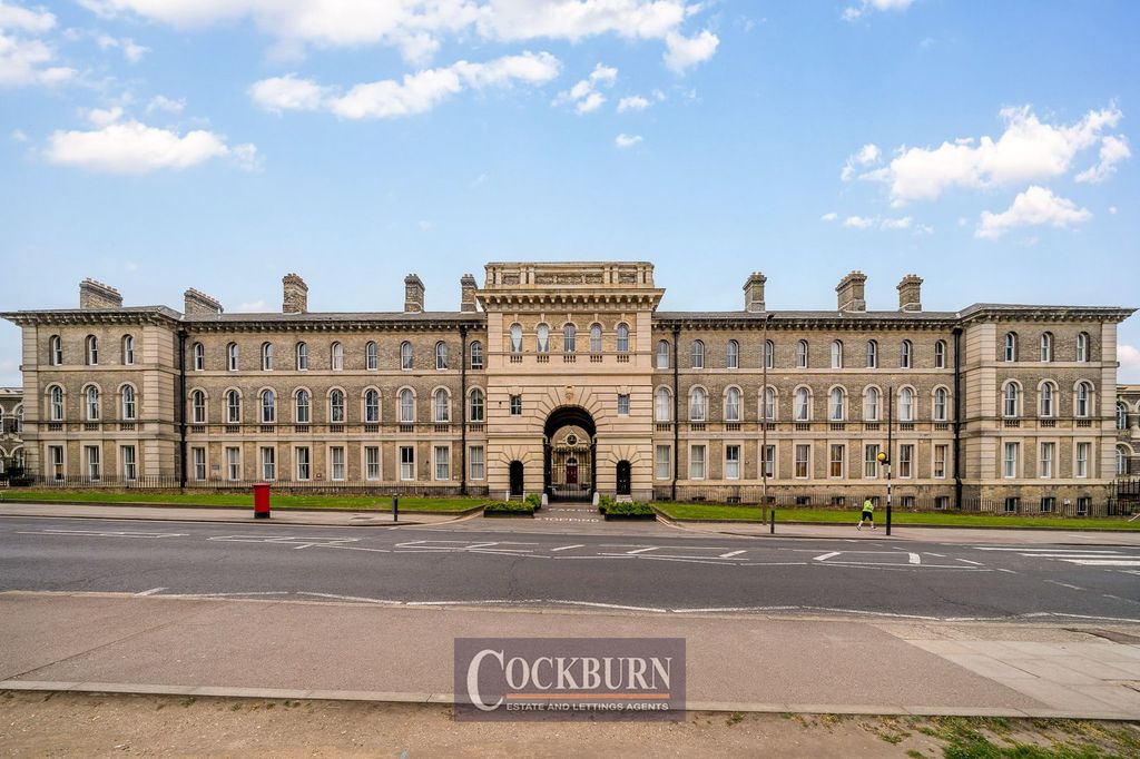 Property photo 1 of 29