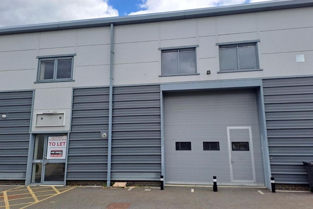 Property photo 1 of 5 Photo