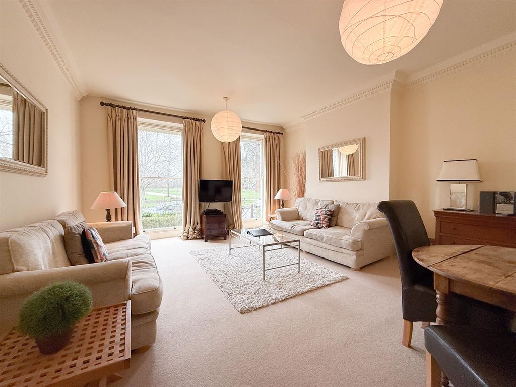Property photo 2 of 6 Sitting Room