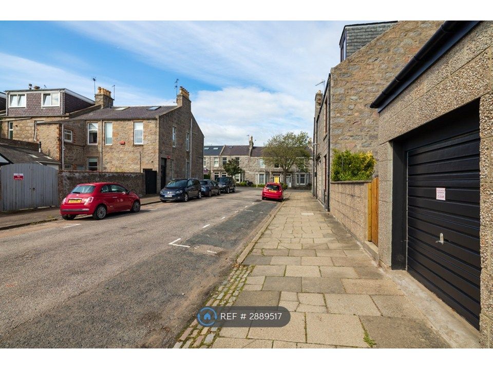 Additional image 4 of 5 bed semi-detached house to rentMile-End Place, Aberdeen AB15