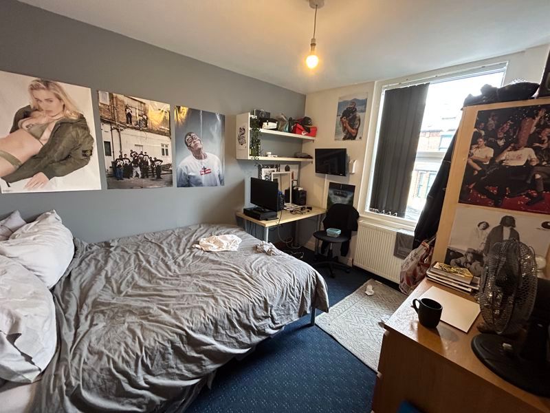 Property photo 2 of 10 Photo 7