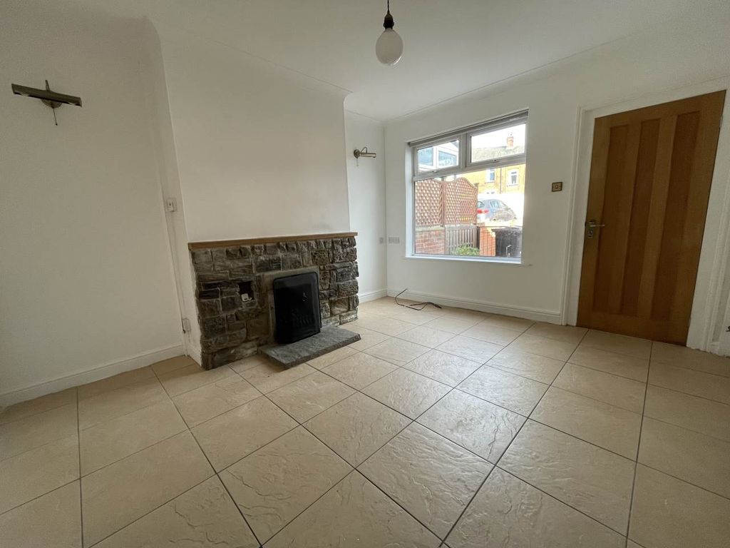 Property photo 2 of 9 Img_9050