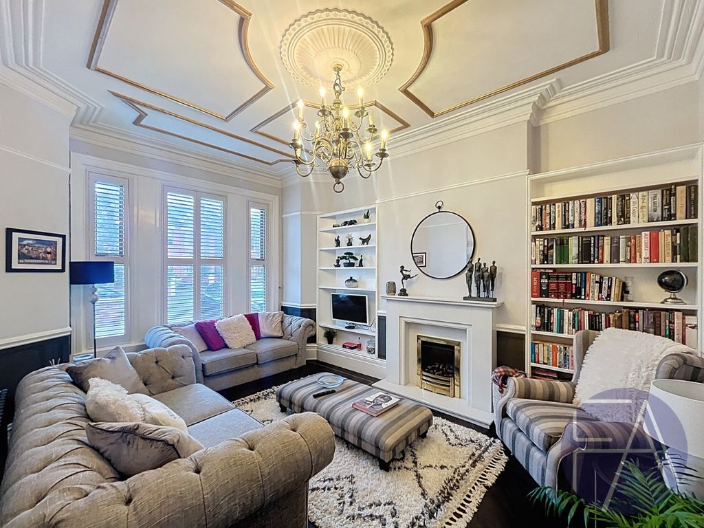 Property photo 3 of 31 4815704