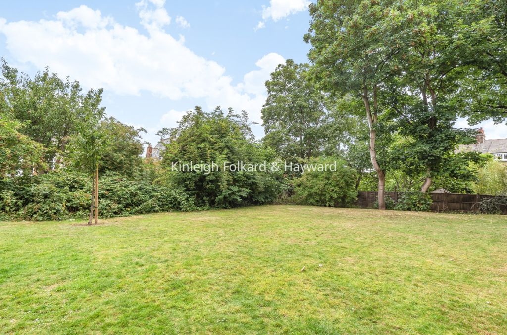 Property photo 3 of 7 98F7F90A-A0c0-413A-8