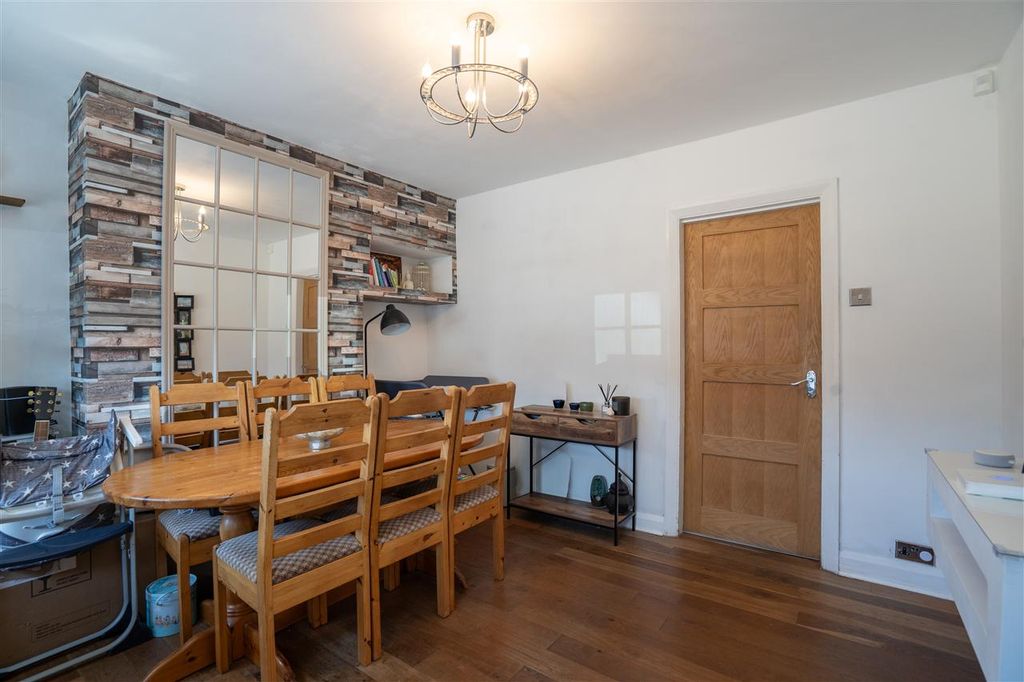 Property photo 2 of 20 Dining Room