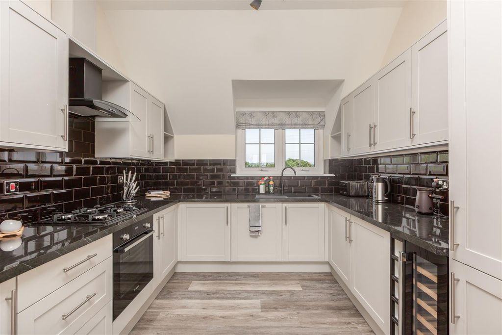 Additional image 14 of 2 bed flat for saleY Corsydd, Llanelli SA15