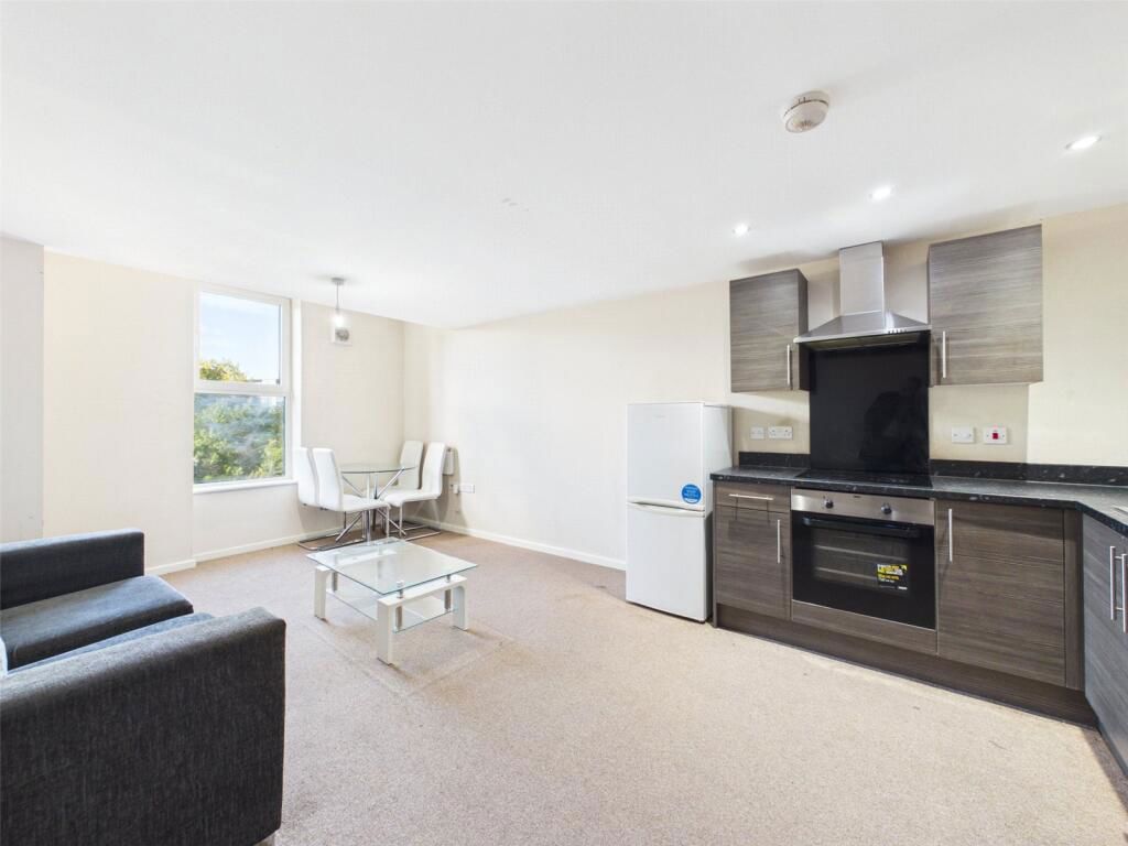 Property photo 2 of 9