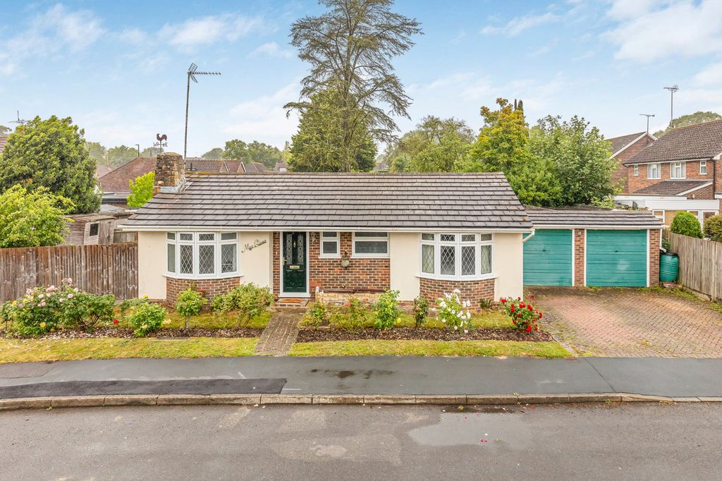 Property photo 1 of 17 Picture No. 11