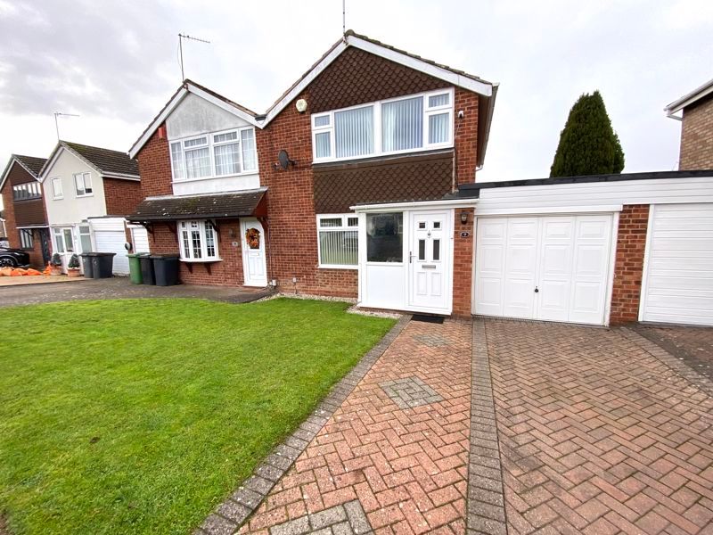 Property photo 1 of 12 Photo 4