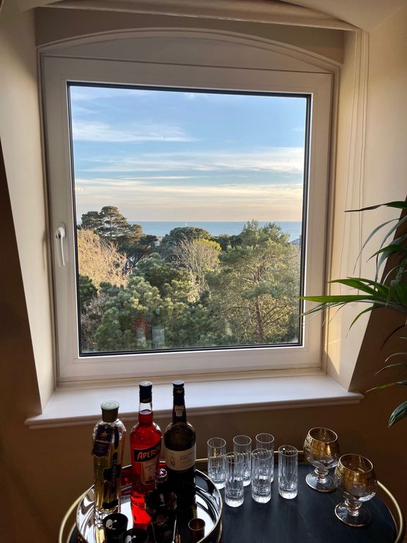 Additional image 8 of 3 bed flat for saleApt 10 Chateau Des Roches, St Brelade JE3