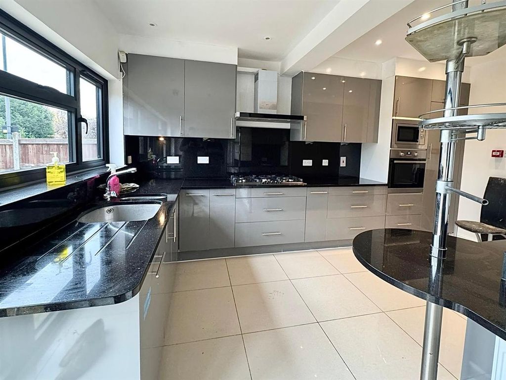 Property photo 3 of 20 Whatsapp Image 2025-11-04 At 12.57.34_F98Ecdce.Jpg