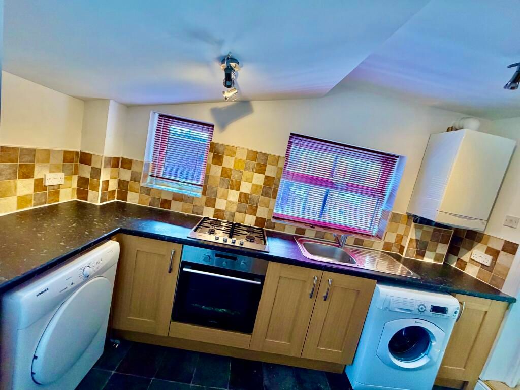 Property photo 3 of 16
