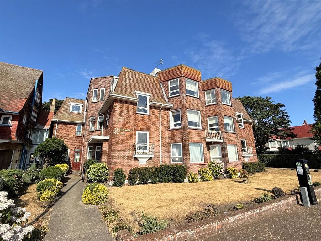 2 bed flat for saleNorth Drive, Great Yarmouth NR30