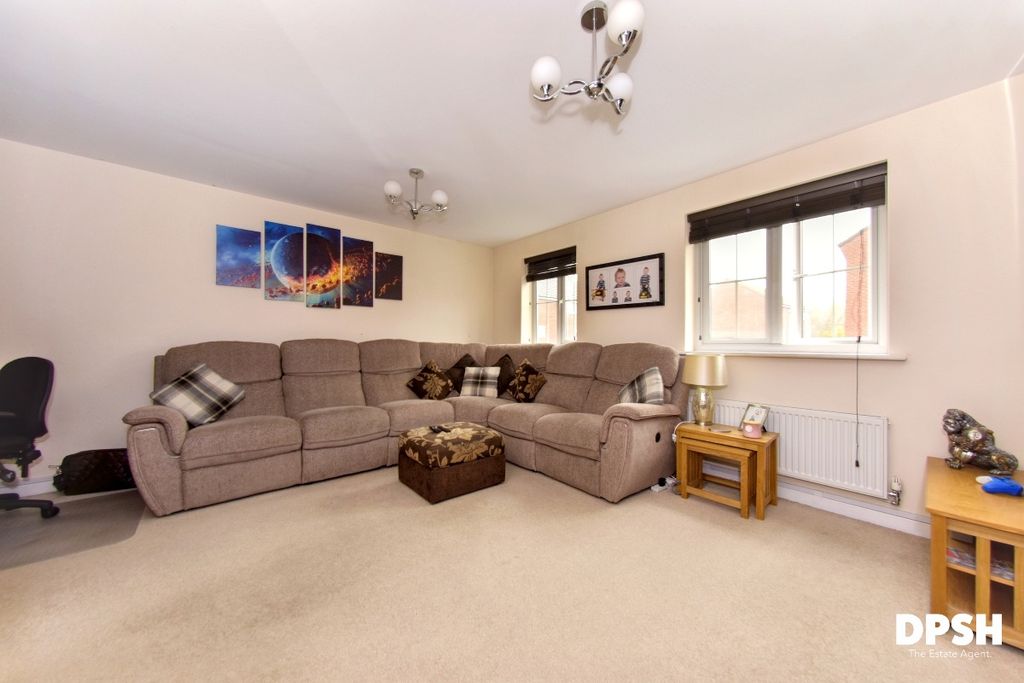 Property photo 3 of 24