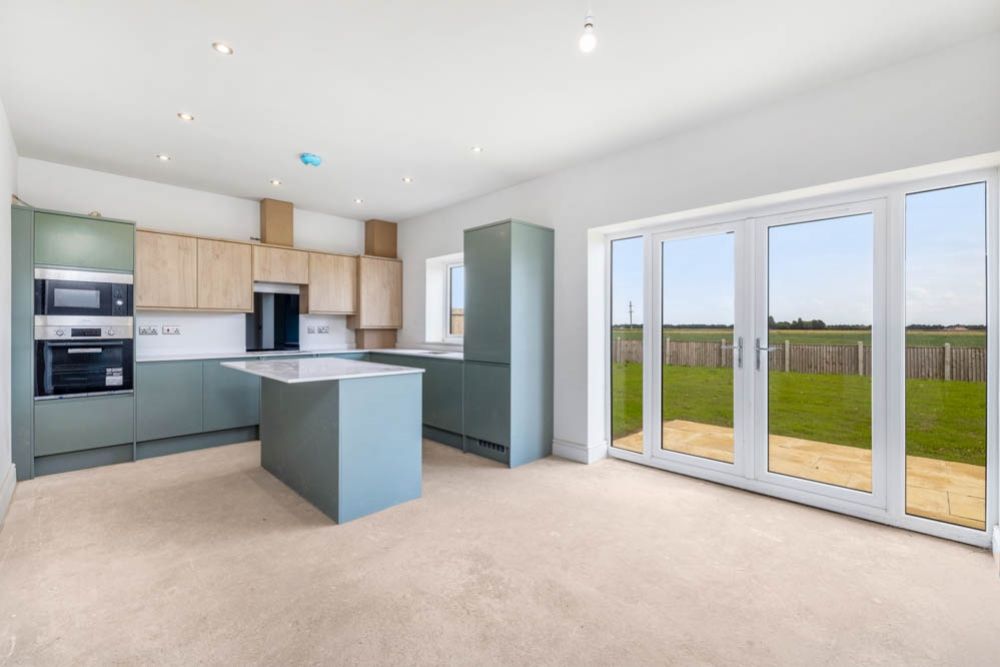 Property photo 2 of 29 Bennington Road Plot 10 (Butterwick)-14