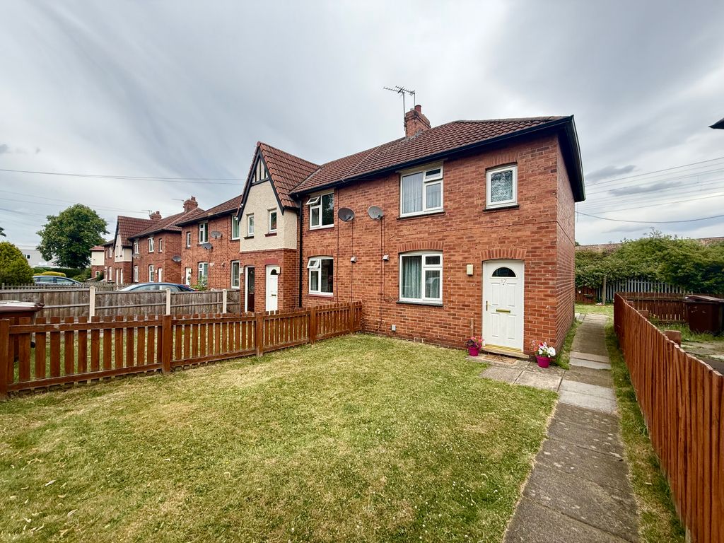 Property photo 1 of 8 External