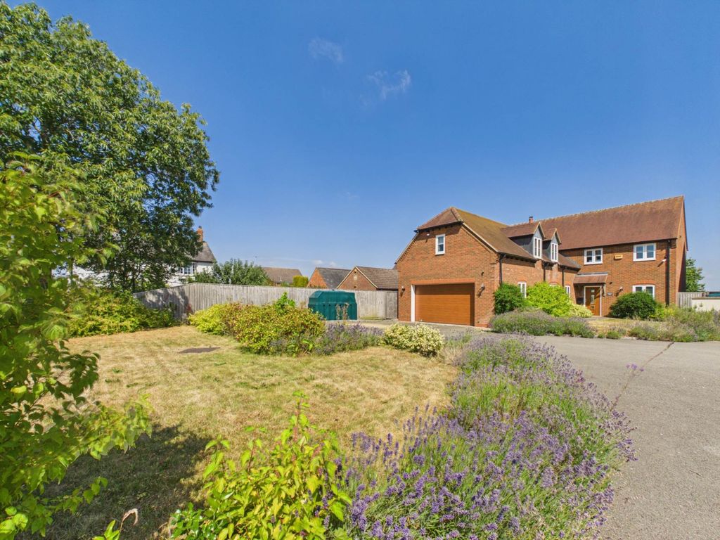 Property photo 1 of 40