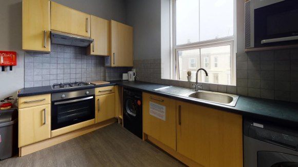 Property photo 3 of 12 9Eb5Ae_Bbe8A9Bf71Fd4B1B864778936A399339mv2.Jpg