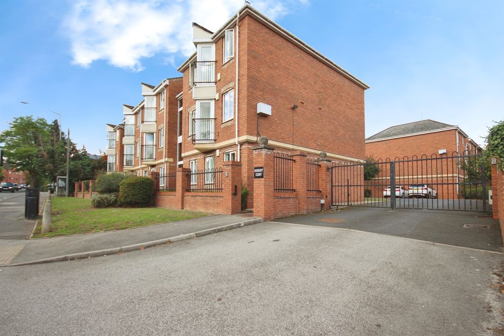 Property photo 1 of 15