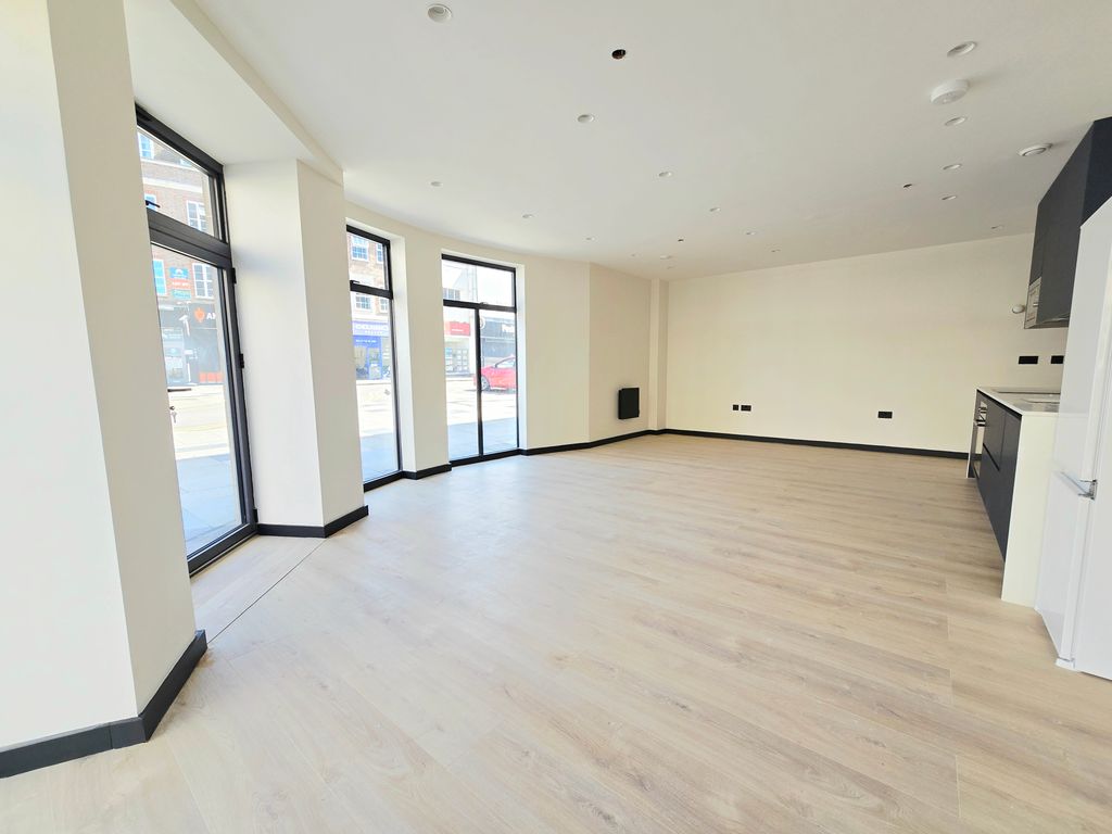 Property photo 3 of 4