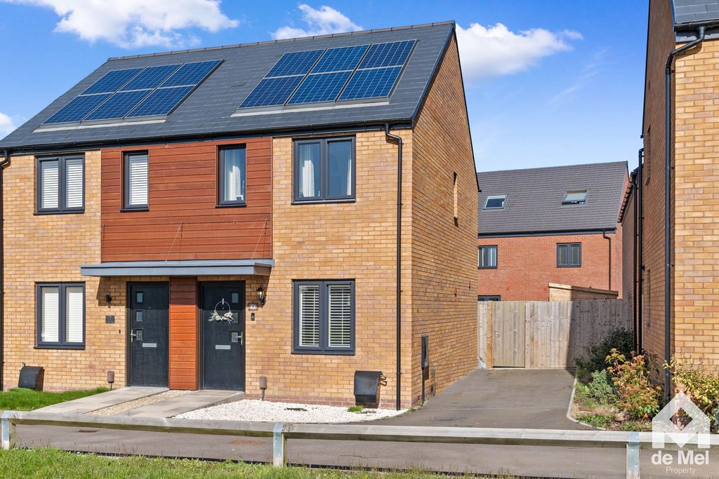 Property photo 1 of 14 Photo 15